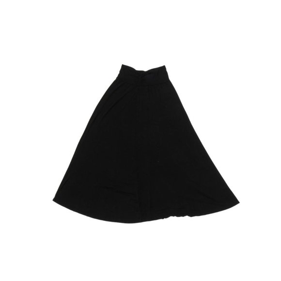 Bobeau Black Maxi Skirt - Effortless Elegance and Versatility - Picture 2 of 6